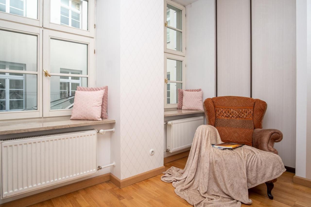 Dream Stay - Main Square Apartment With Picturesque View Tallinn Ngoại thất bức ảnh